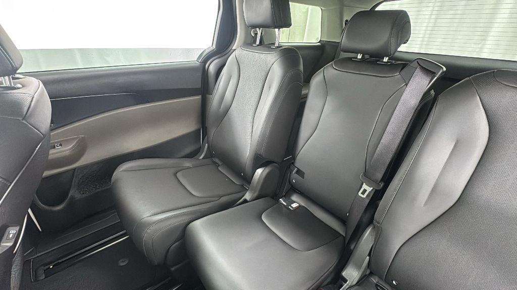 new 2026 Kia Carnival car, priced at $38,156