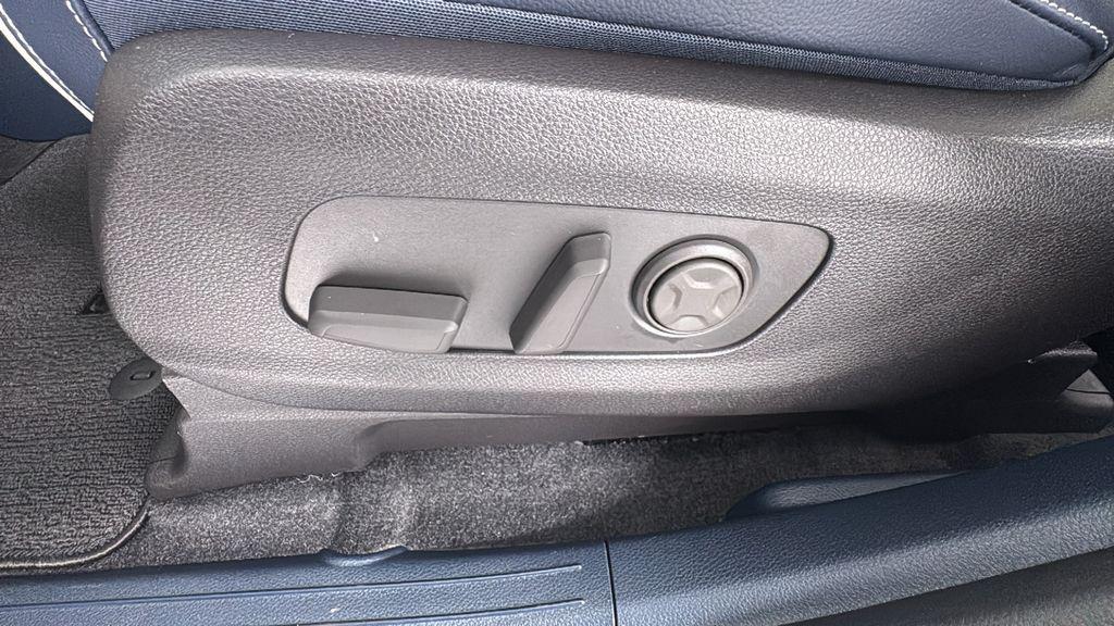 new 2026 Kia Carnival car, priced at $48,692