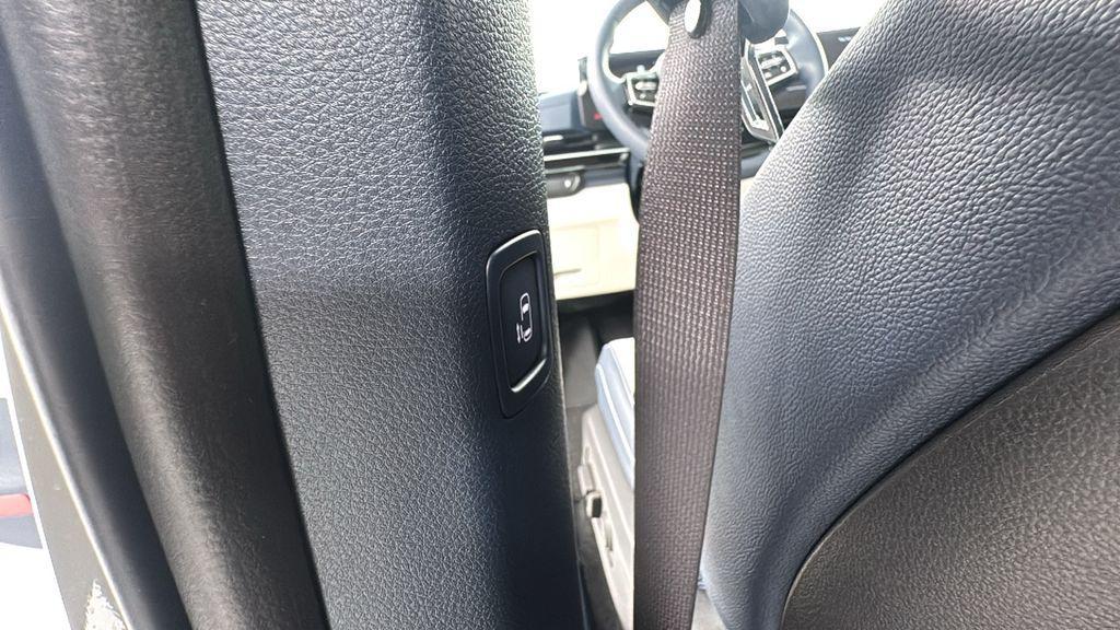 new 2026 Kia Carnival car, priced at $48,692