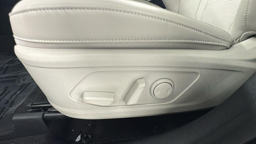 new 2026 Kia Sorento Hybrid car, priced at $39,551