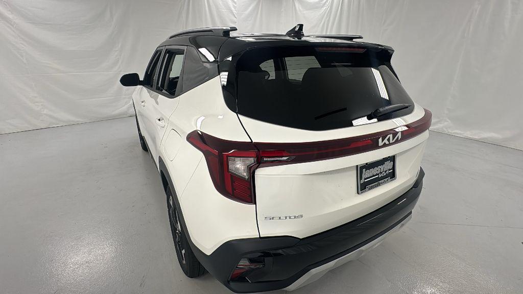 new 2026 Kia Seltos car, priced at $26,978