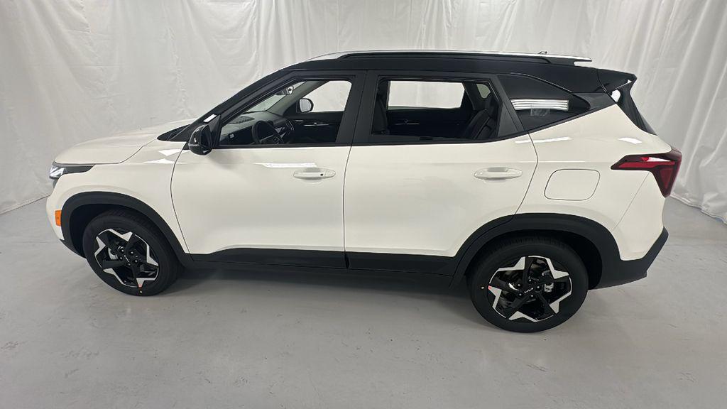 new 2026 Kia Seltos car, priced at $26,978