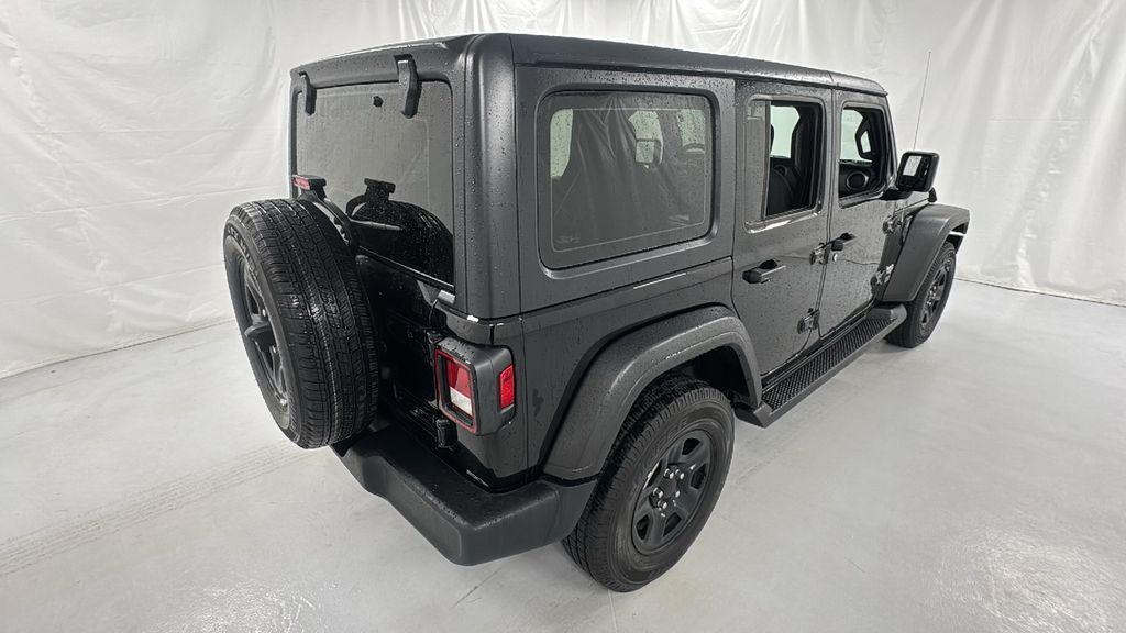used 2021 Jeep Wrangler Unlimited car, priced at $21,987