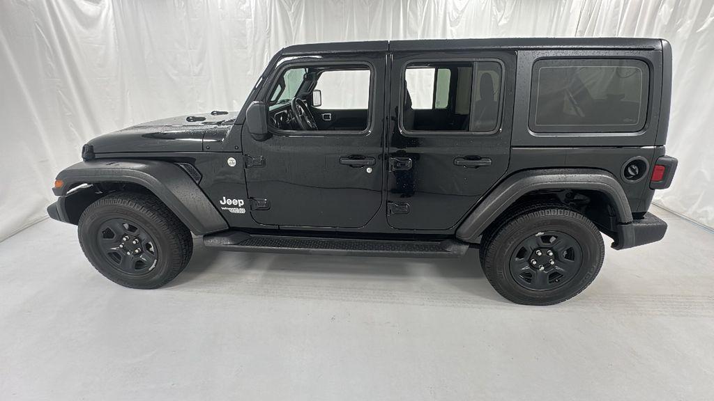 used 2021 Jeep Wrangler Unlimited car, priced at $21,987