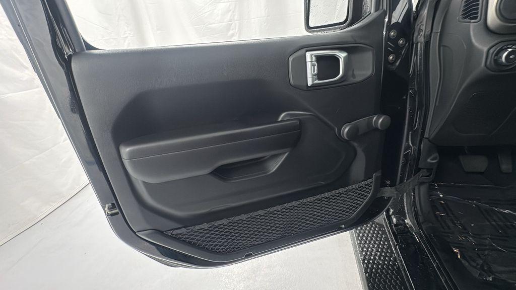 used 2021 Jeep Wrangler Unlimited car, priced at $21,987