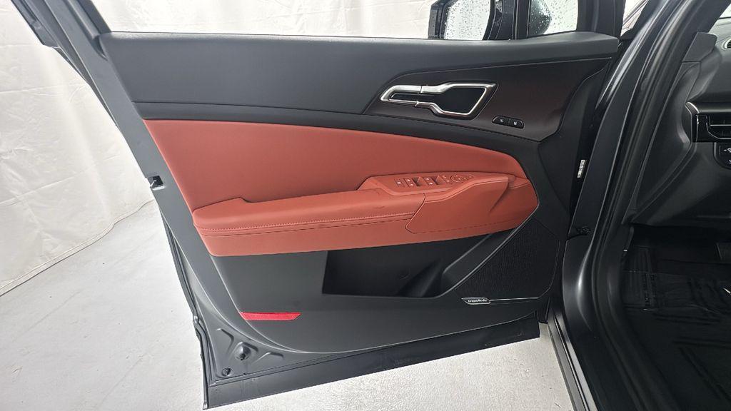 new 2026 Kia Sportage Hybrid car, priced at $39,580