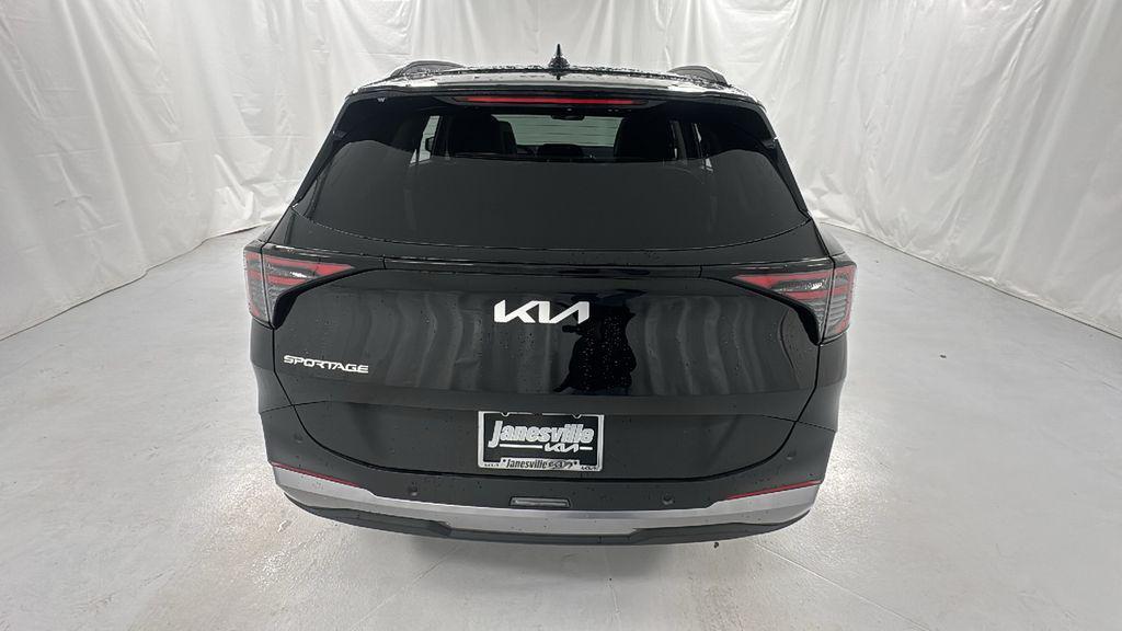 new 2026 Kia Sportage car, priced at $30,877