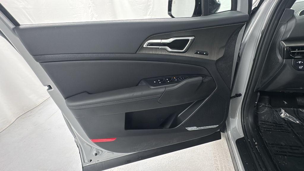 new 2026 Kia Sportage car, priced at $36,100