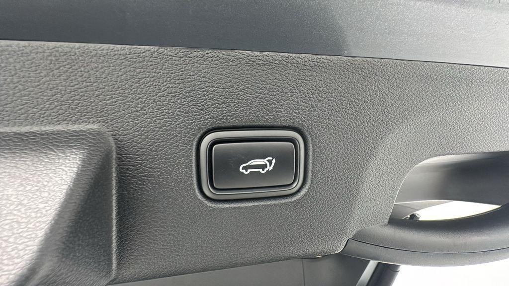 new 2025 Kia Sportage car, priced at $38,378