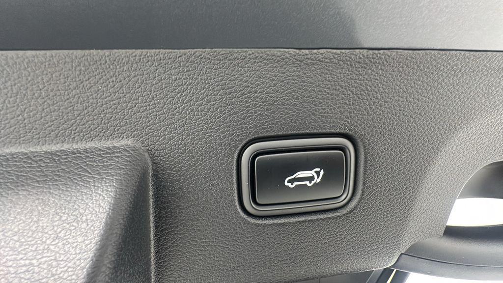 new 2026 Kia Sportage Hybrid car, priced at $40,596