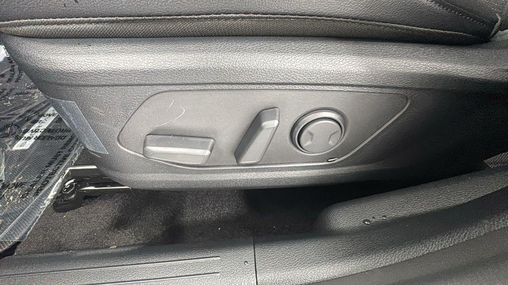 new 2026 Kia Sportage Hybrid car, priced at $40,596