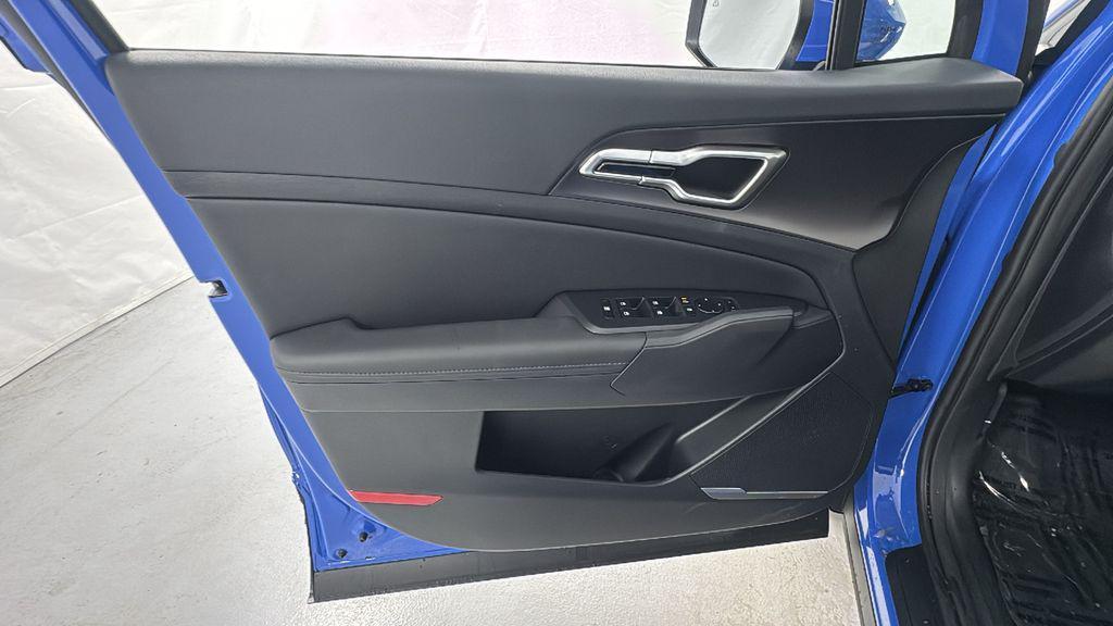 new 2026 Kia Sportage car, priced at $32,623