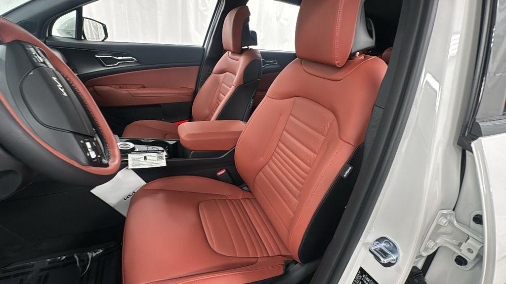 new 2026 Kia Sportage Hybrid car, priced at $39,984