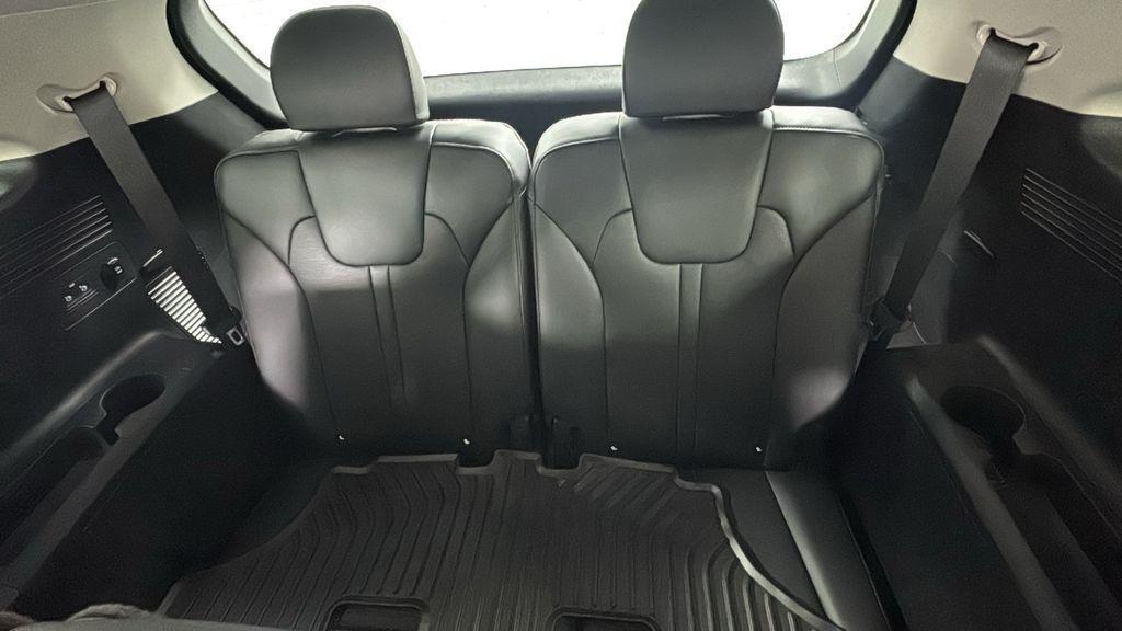 new 2026 Kia Sorento Hybrid car, priced at $38,654