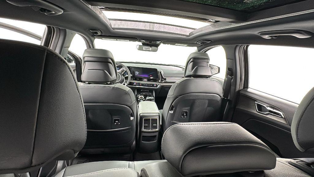new 2025 Kia Sportage car, priced at $37,487