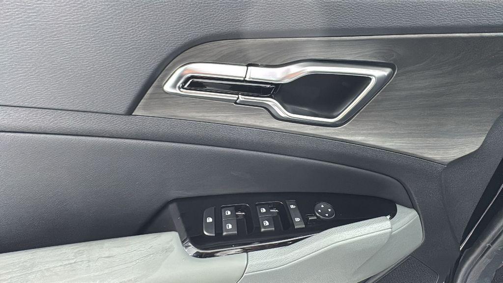 new 2025 Kia Sportage car, priced at $37,487