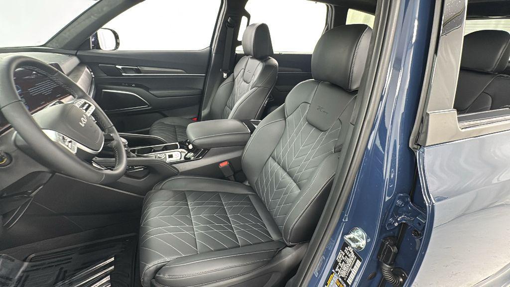 new 2025 Kia Telluride car, priced at $50,527