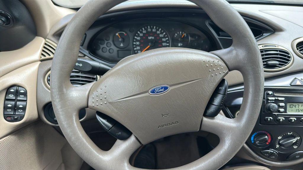 used 2001 Ford Focus car, priced at $3,995