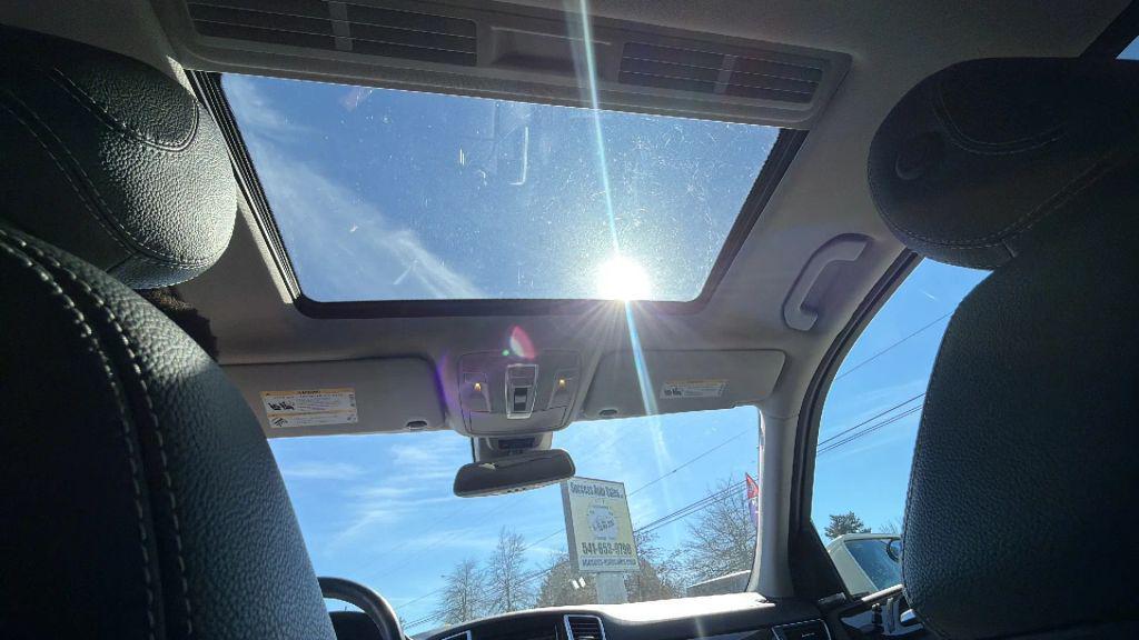 used 2015 Mercedes-Benz M-Class car, priced at $11,995