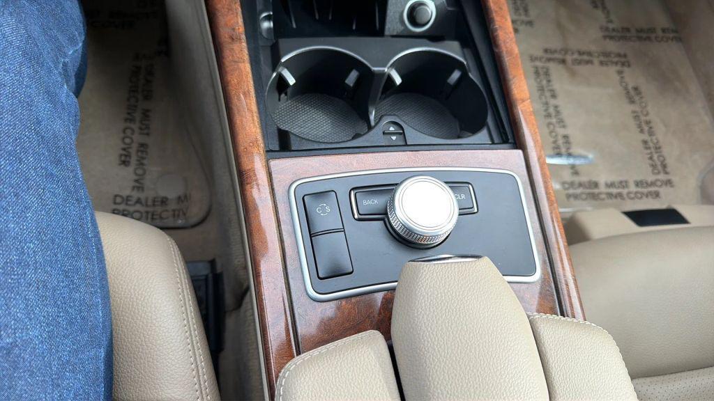 used 2010 Mercedes-Benz E-Class car, priced at $10,995