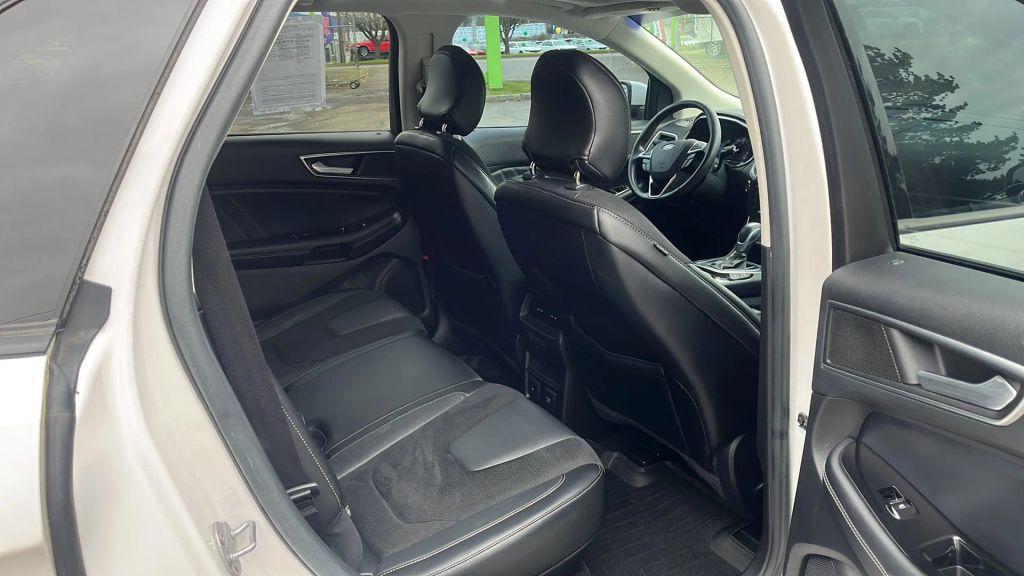 used 2015 Ford Edge car, priced at $10,995