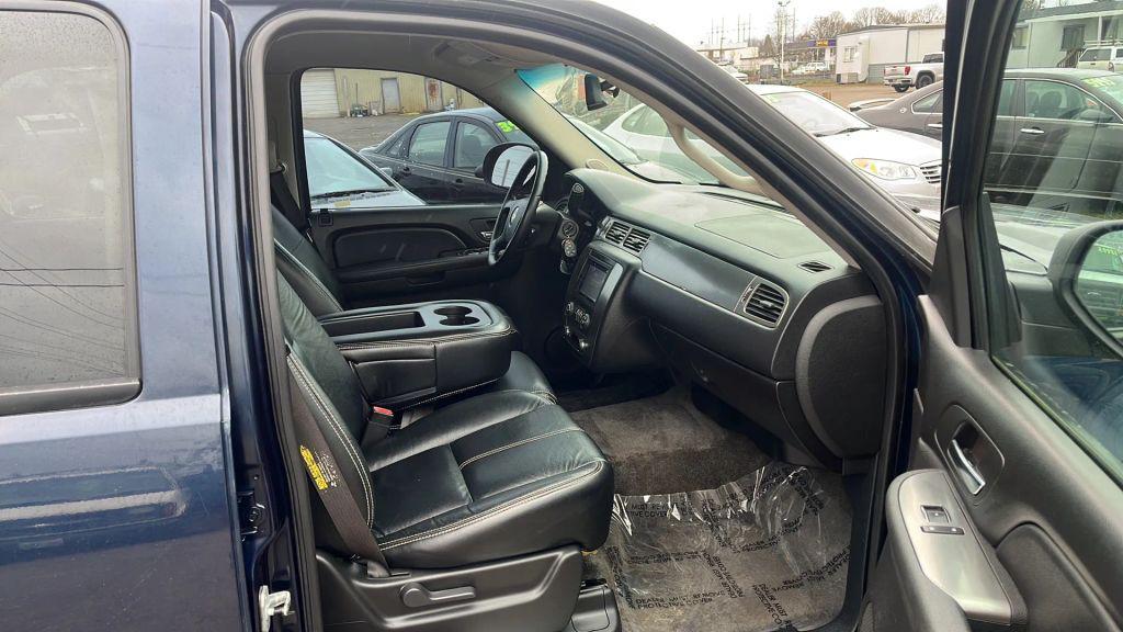 used 2007 Chevrolet Tahoe car, priced at $6,995