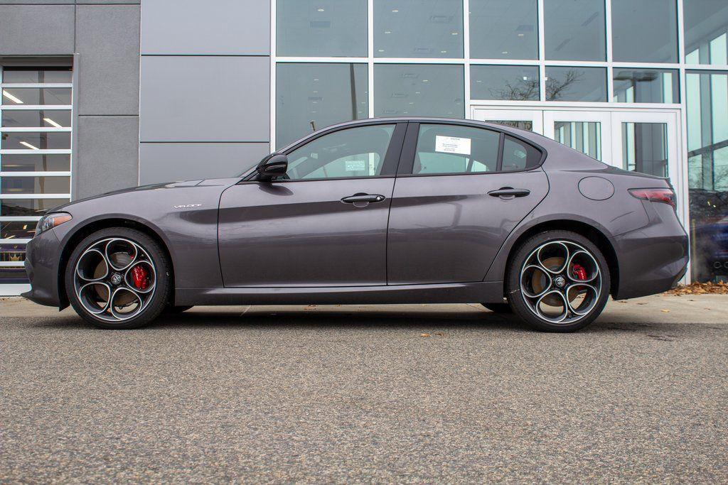 used 2025 Alfa Romeo Giulia car, priced at $43,900
