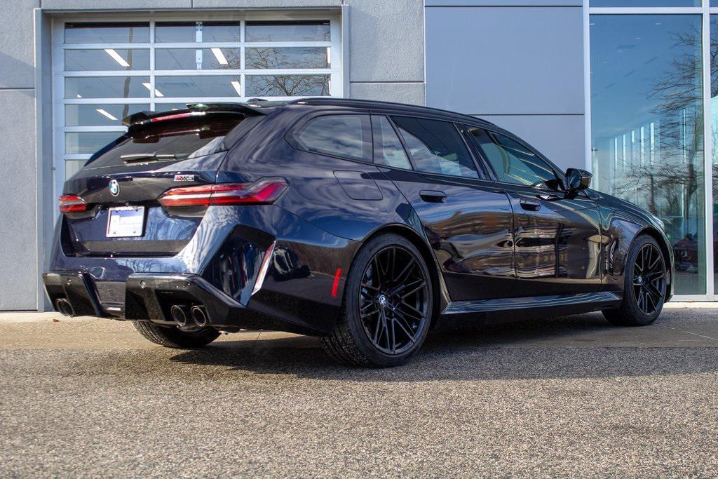 used 2025 BMW M5 car, priced at $132,900