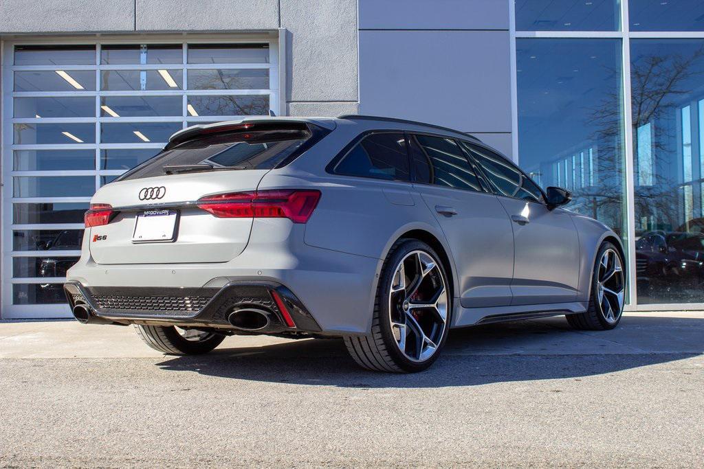 used 2024 Audi RS 6 Avant car, priced at $129,000