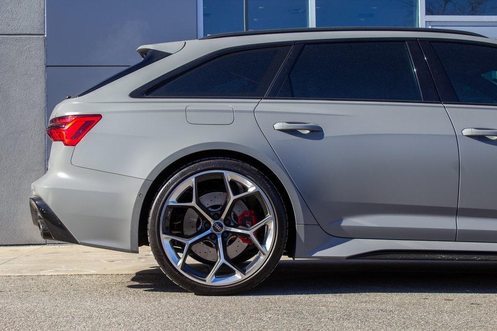 used 2024 Audi RS 6 Avant car, priced at $129,000