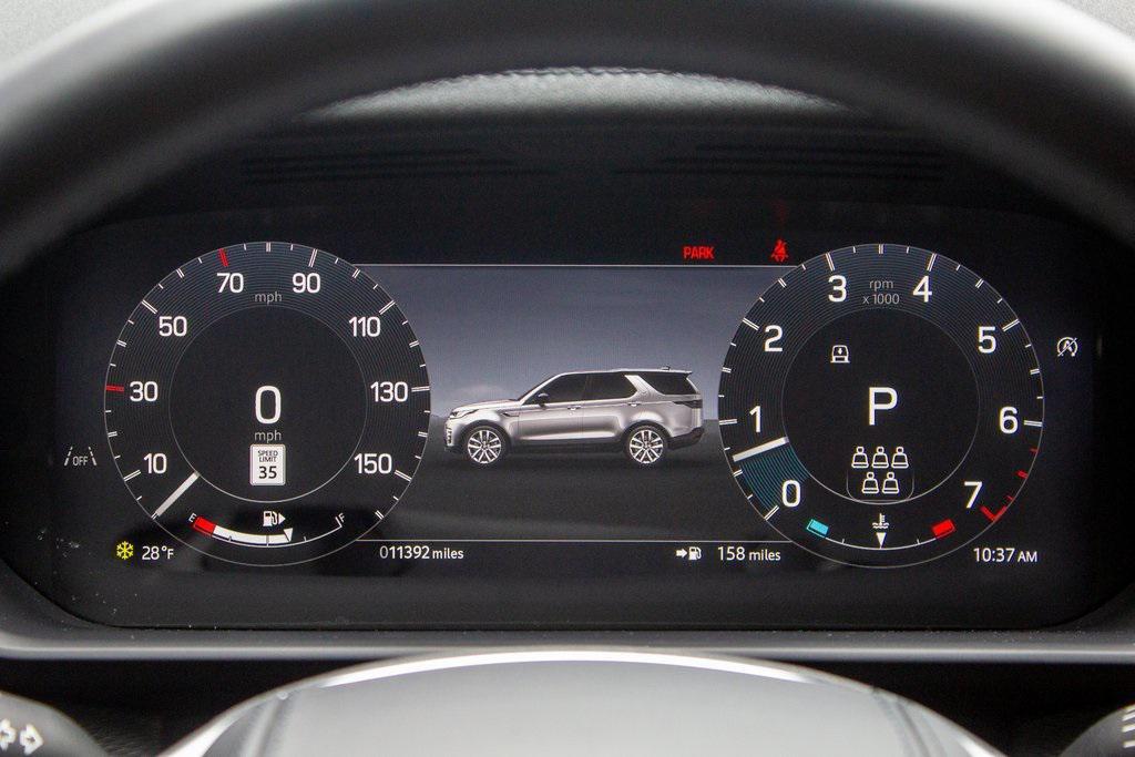 used 2024 Land Rover Discovery car, priced at $56,000