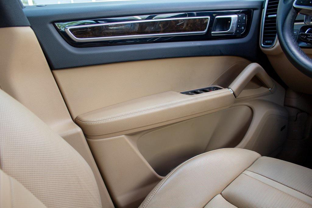 used 2022 Porsche Cayenne car, priced at $68,900
