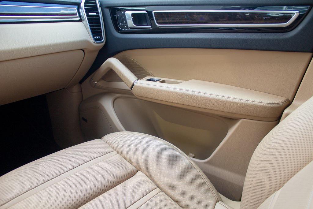 used 2022 Porsche Cayenne car, priced at $68,900