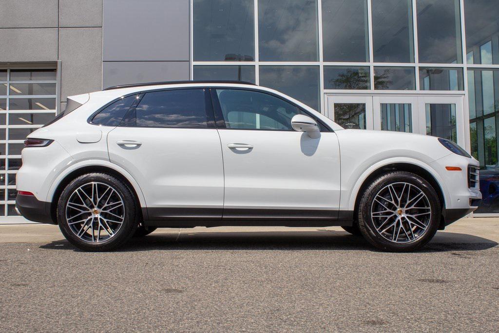 used 2025 Porsche Cayenne car, priced at $87,900