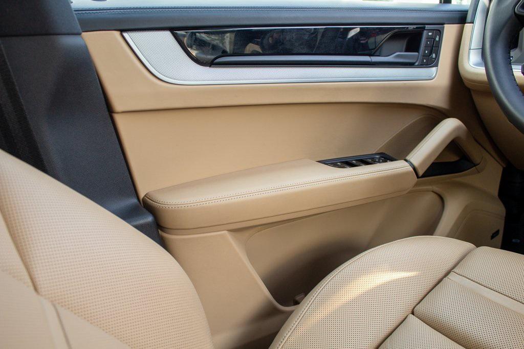used 2025 Porsche Cayenne car, priced at $87,900