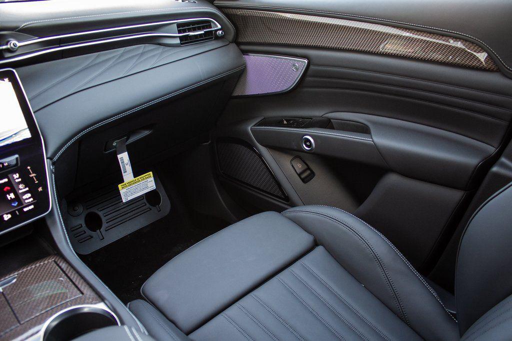 new 2026 Maserati Grecale car, priced at $96,495