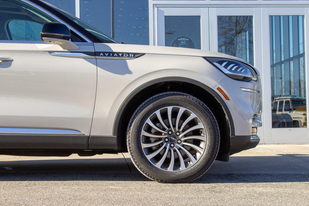 used 2022 Lincoln Aviator car, priced at $36,900