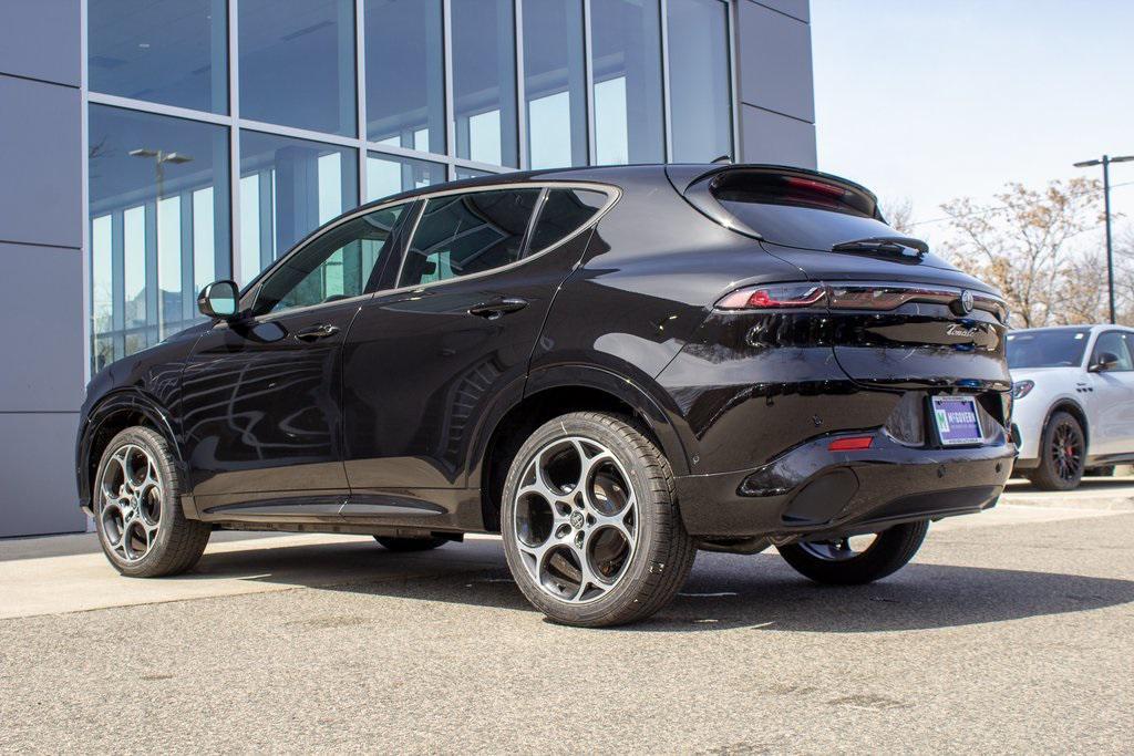 used 2025 Alfa Romeo Tonale car, priced at $37,400