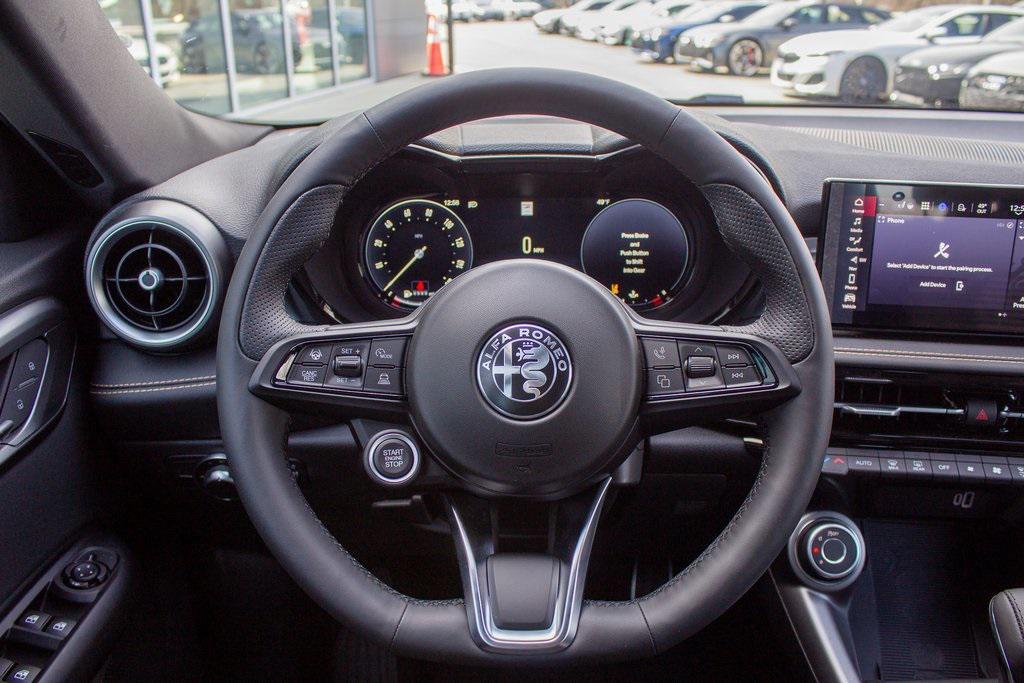 used 2025 Alfa Romeo Tonale car, priced at $37,400