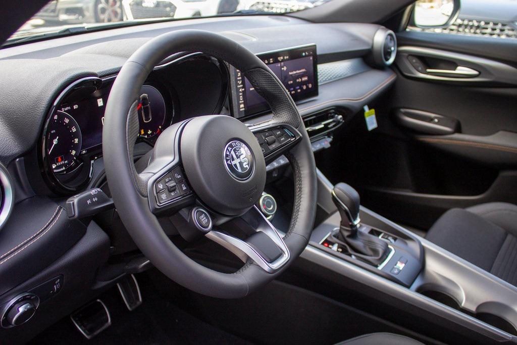 used 2025 Alfa Romeo Tonale car, priced at $37,400