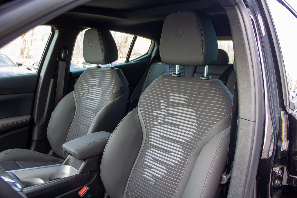 used 2025 Alfa Romeo Tonale car, priced at $37,400