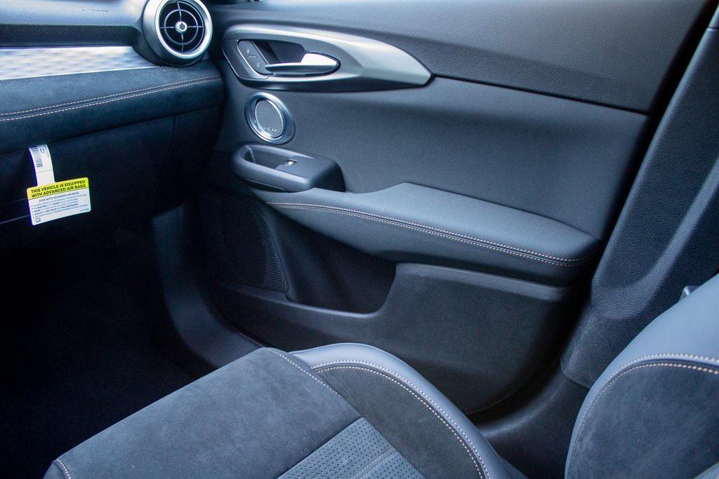 new 2025 Alfa Romeo Tonale car, priced at $49,985