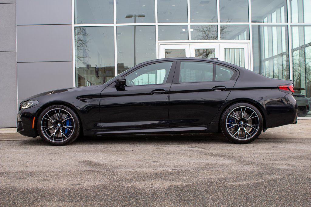 used 2022 BMW M5 car, priced at $82,900