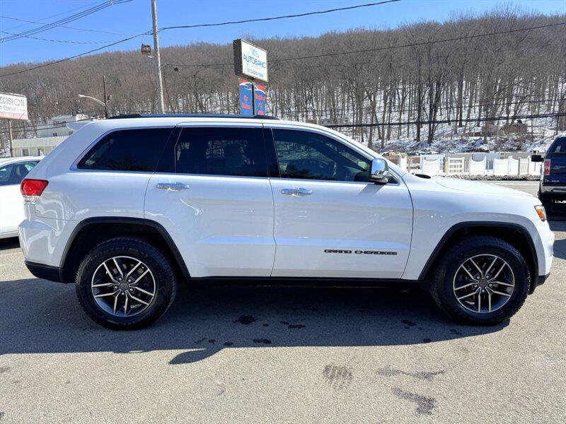 used 2019 Jeep Grand Cherokee car, priced at $17,188