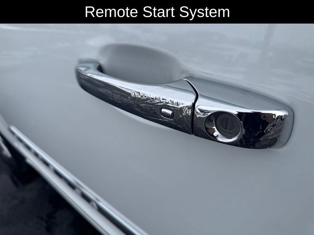 used 2016 Chrysler Town & Country car, priced at $8,250