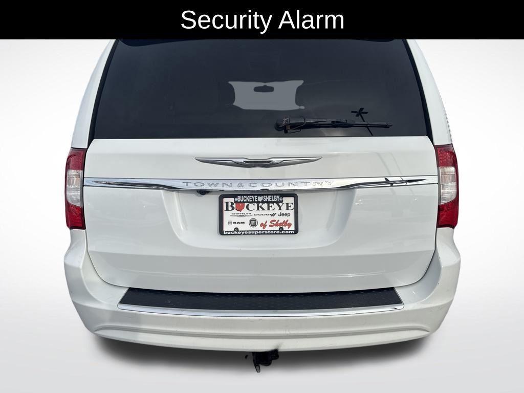 used 2016 Chrysler Town & Country car, priced at $8,250