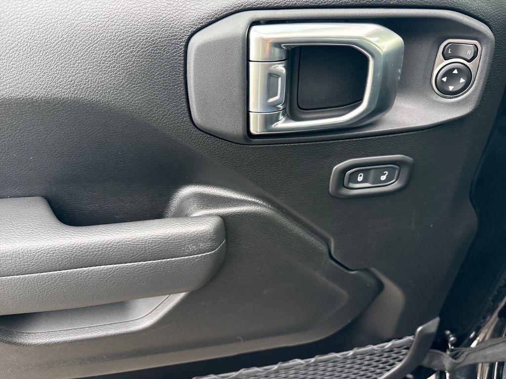 new 2026 Jeep Wrangler car, priced at $50,346