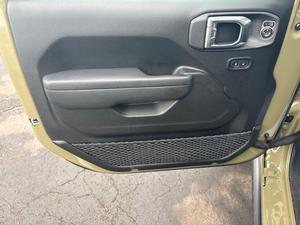 new 2026 Jeep Gladiator car, priced at $48,894