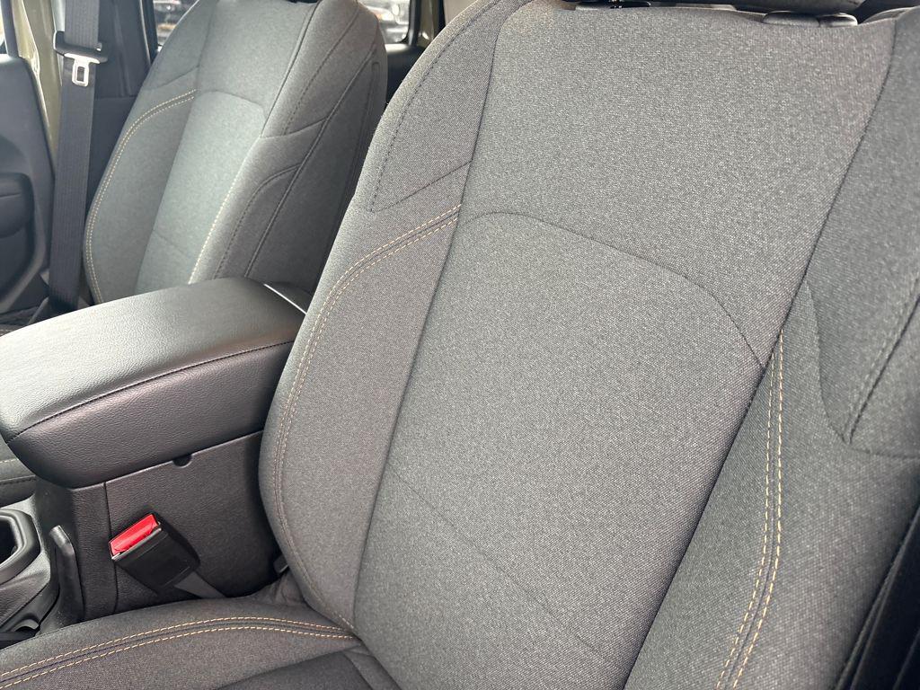 new 2026 Jeep Gladiator car, priced at $48,894