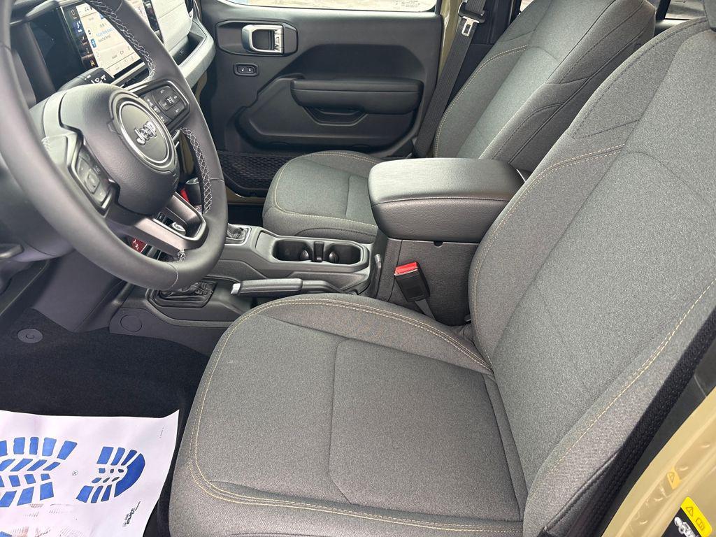 new 2026 Jeep Gladiator car, priced at $48,894